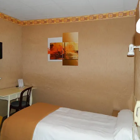 Hotel L'elancèze 2*